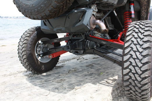Horizon Off-Road rear trailing arms installed on Honda Talon 1000R. Black Anodized 6061-T6 aluminum.